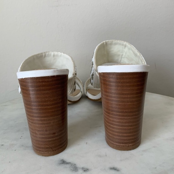 WHITE House Black Market, WHBM Jenna beaded two band Heels Size 8 - Picture 5 of 10